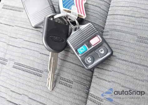 2010 Ford Focus Se из США, поврежденный, VIN 1FAHP3FN3AW107874